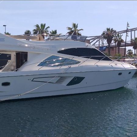 Hotel Yacht In Barcelona Sant Adrià de Besòs Esterno foto