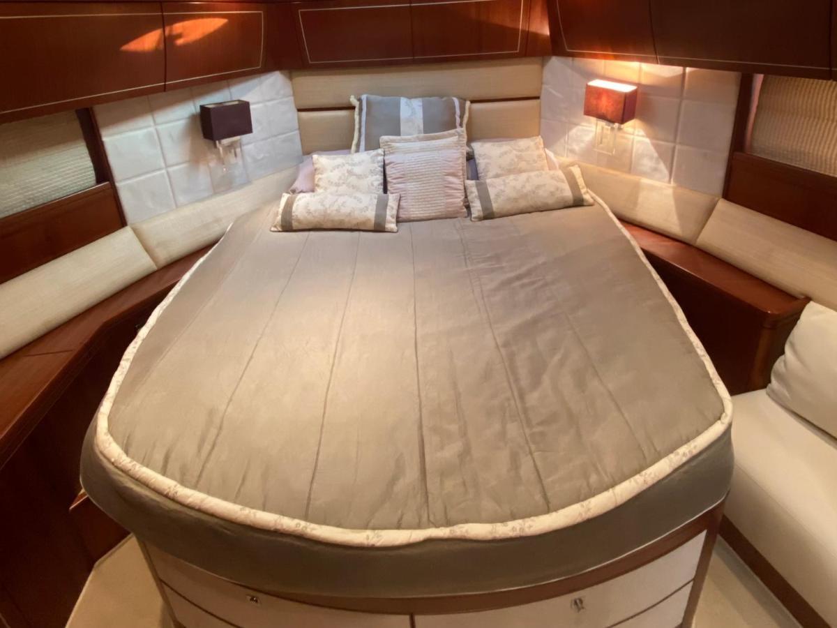 Hotel Yacht In Barcelona Sant Adrià de Besòs Esterno foto