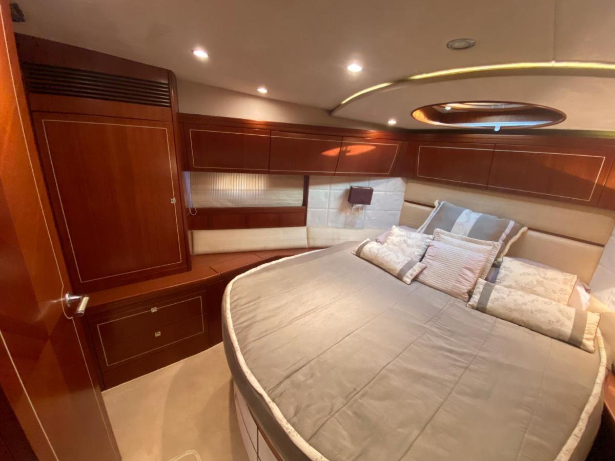 Hotel Yacht In Barcelona Sant Adrià de Besòs Esterno foto